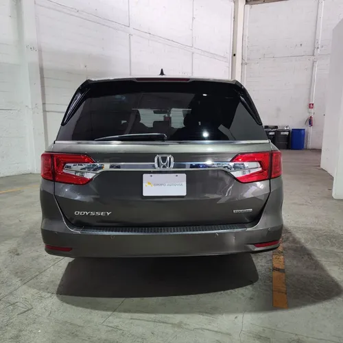 Honda Odyssey 3.5 Touring At