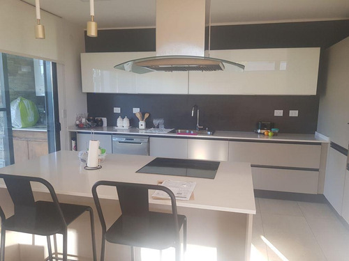 Imagen 3 de 14 de Vendo Casa En Santina Norte Valle Escondido 5 Dormitorios