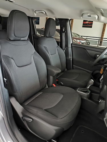 Jeep Renegade 1.8 Flex Aut. 5p