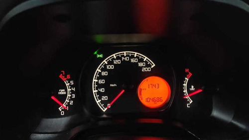 Imagem 9 de 9 de Fiat Strada Hard Working Cs 1.4 Flex