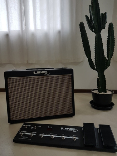 Caixa Amplificada Para Guitarra