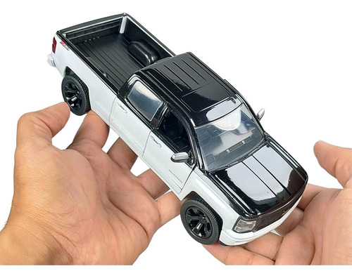 2014 Chevrolet Silverado Escala 1:24 Marca Jada Toys