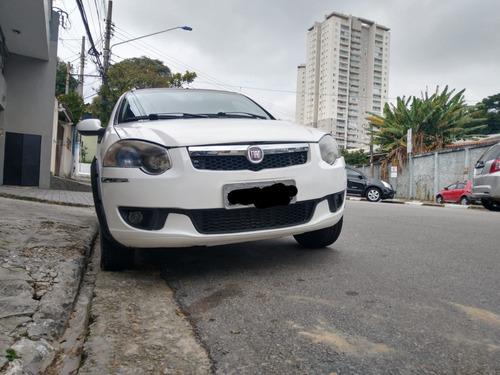 Imagem 5 de 12 de Fiat Palio Weekend 2013 1.6 16v Trekking Flex 5p