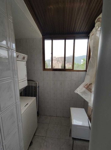 Imagen 16 de 24 de Vendo Apartamento 139m2 3h/3b/2pe Lomas De Prados Del Este 7770