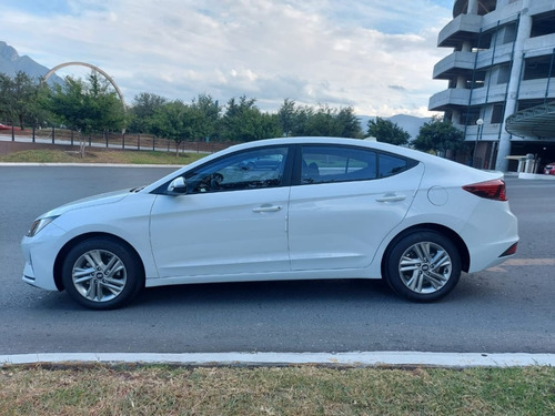 Imagen 2 de 9 de Hyundai Elantra 2020 Gls Premium