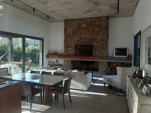Imagen 3 de 11 de Alquiler Casa En La Arbolada , Punta Del Este 3 Dormitorios