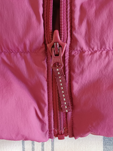Campera Uniqlo Nena 7-8 Años (Usado)