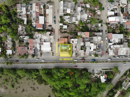 Imagen 2 de 4 de Terreno En Venta, En Esquina Sobre Av. Mexico. Col. Mojoneras, Puerto Vallarta.
