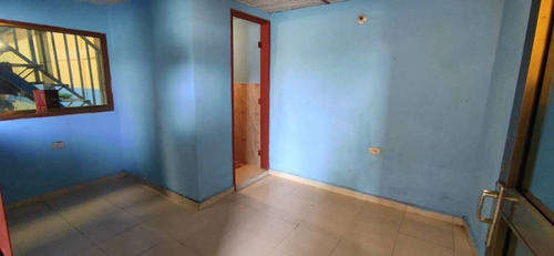 Imagen 8 de 10 de En Venta O Alquiler Galpón En Santa Rita, 04243368365