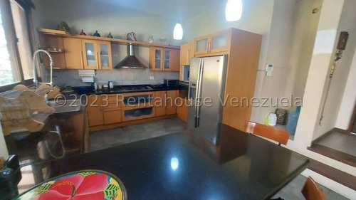 Venta De Hermoso Inmueble En Casa Campo, Pampatar Isla De Margarita.