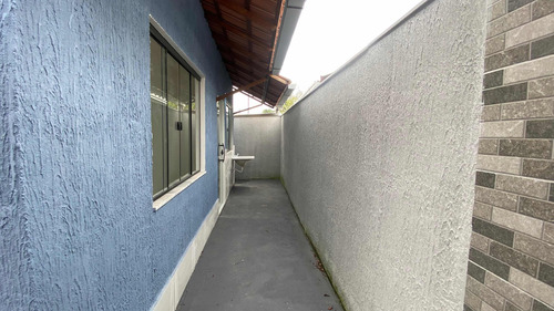 Casa 2 Quartos, Excelente Localização!