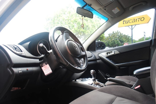 Kia Cerato Forte 1.6