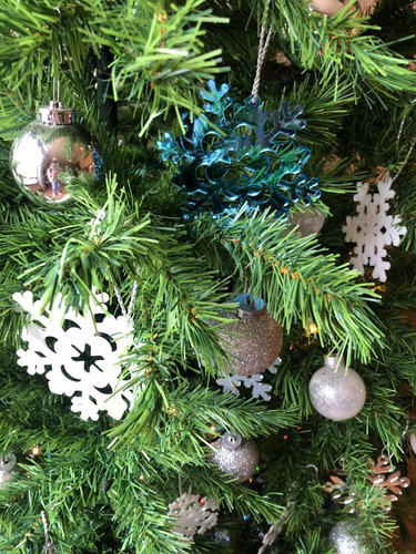 Set De 24 Esferas Navideñas De Acrílico Modelo Copos