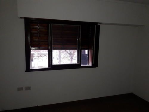 Imagen 6 de 9 de Departamento En La Plata, 1 Dormitorio, Parque Saavedra