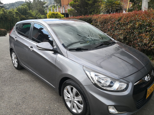 Hyundai Accent 1.6l 5 p