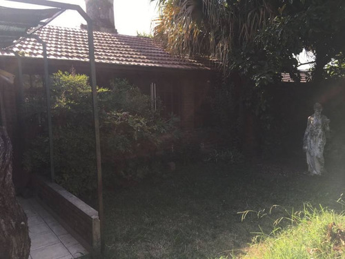 Imagen 12 de 14 de Chalet En Venta En Castelar Sur