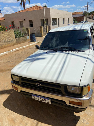 Toyota Hilux 2.8 DLX CD 4X2 4P