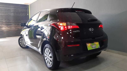 Imagem 4 de 15 de Hyundai Hb20 1.0mt Unique