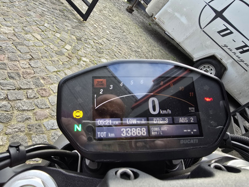 Ducati Monster 1200