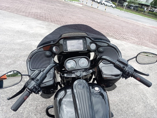 Imagem 11 de 14 de Harley Davidson Road Glide 1.923cc Cvo . 2018/2018