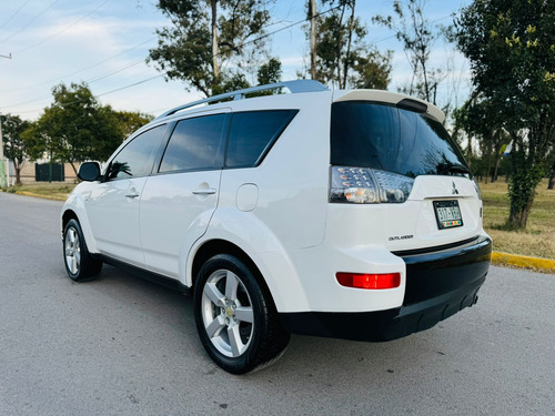 Mitsubishi Outlander 2.4 Xls Aa Ee Qc Piel At