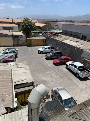 Imagen 13 de 16 de Casa En Venta De 7 Dorm. En La Serena