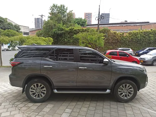 Toyota Fortuner 2.7l