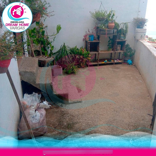 Imagen 5 de 5 de Casa En Venta Mamo, Catia La Mar La Guaira.