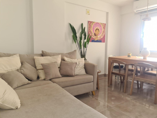 Departamento En Venta España Al 1200, Oportunidad!