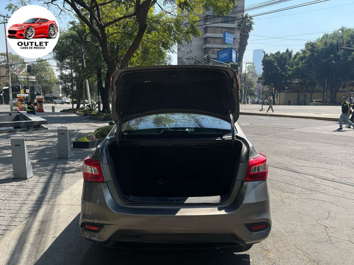 Nissan Sentra 1.8 Advance Cvt