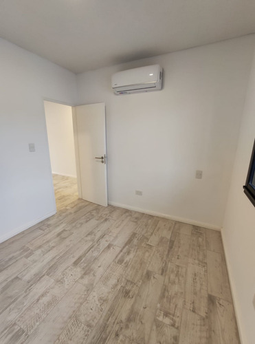 Imagen 9 de 27 de Departamento Venta 2 Amb Cañada Village -retasado