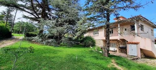 Imagen 20 de 30 de Chalet En Venta De 3 Dormitorios C/ Cochera En Villa Giardino