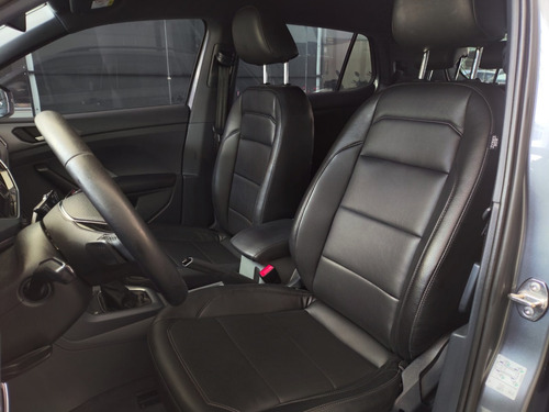 Volkswagen T-Cross 1.0 200 TSI TOTAL FLEX COMFORTLINE AUTOMÁTICO