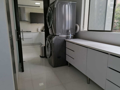 Se Vende Apartamento En El Poblado-medellin