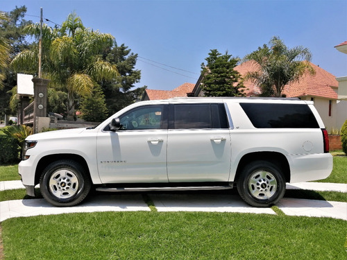 Imagen 5 de 15 de Suburban Hd 2016 4x4 6.0 (g) Blindaje Nivel 5 Plus Blindada