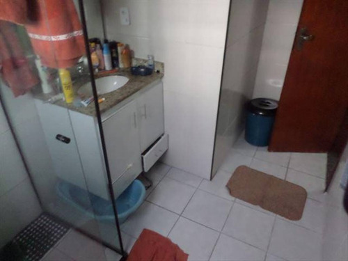 Imagem 1 de 30 de Sobrado Com 03 Dormitorios Suite No Centro De São Vicente Bem Localizado - Hm2066