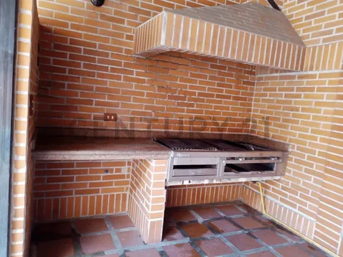 Casa -quinta En El Paraiso