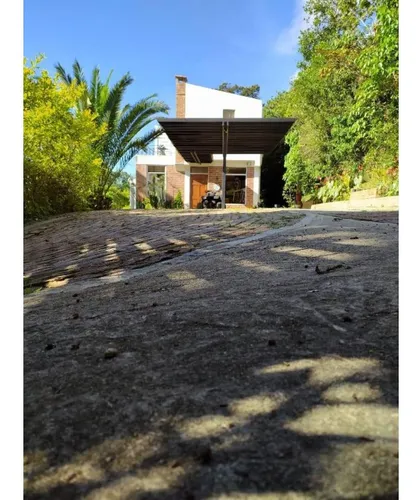 Vendo Hermosa Casa Campestre En Anolaima