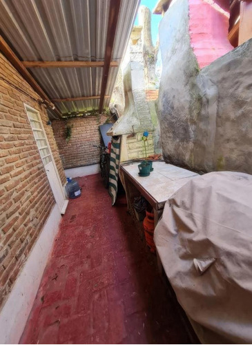 Casa En Venta - 3 Dormitorios 1 Baño - 120mts2 - Belén De Escobar