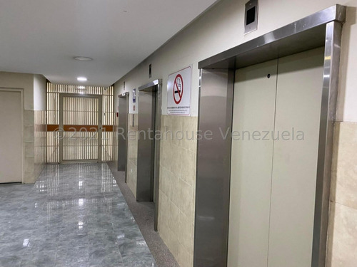 Imagen 6 de 9 de Oficina En Venta En Los Palos Grandes (mg) 58 424 280 09 21