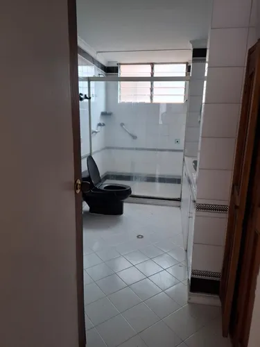 Apartamento En Venta En Conquistadores. Cod V12650