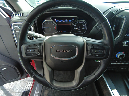 GMC Sierra 6.2 Denali Dvd At