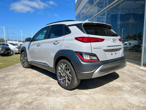 Imagen 3 de 13 de Hyundai Kona Hibrida Safe 0 Km