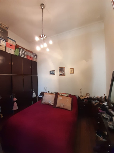 Ph 2 Ambientes Primer Piso Con Entrepiso Sobre Av Vieytes Barracas Venta