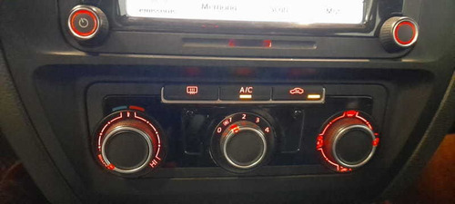 Imagem 12 de 14 de Volkswagen Jetta 2.0 Comfortline Flex 4p Aut 2015