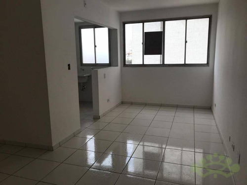 Imagem 2 de 5 de Apartamento Residencial Para Locação, Batel, Curitiba. - Ap0470