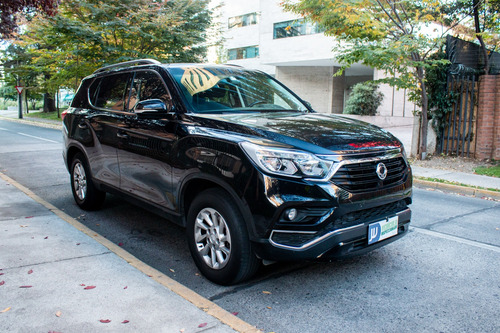 SsangYong Rexton 2.0 Mt 4x2 Std