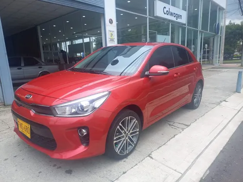 Kia Rio Hatch Back Rin 17 Techo Elec. Automatico