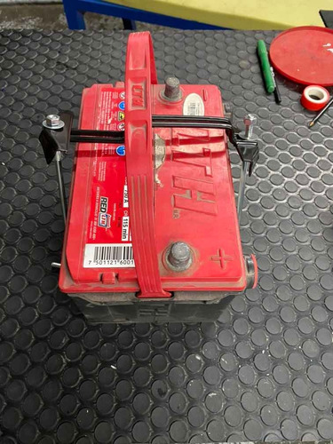 Imagen 3 de 11 de Base Para Fijar Batería ( Universal )