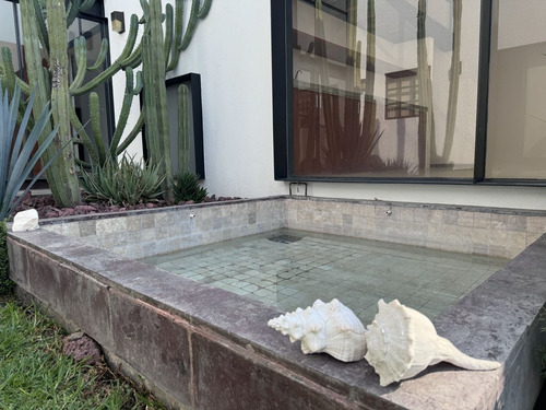 Preciosa Casa En Venta En Los Cipreses Corregidora